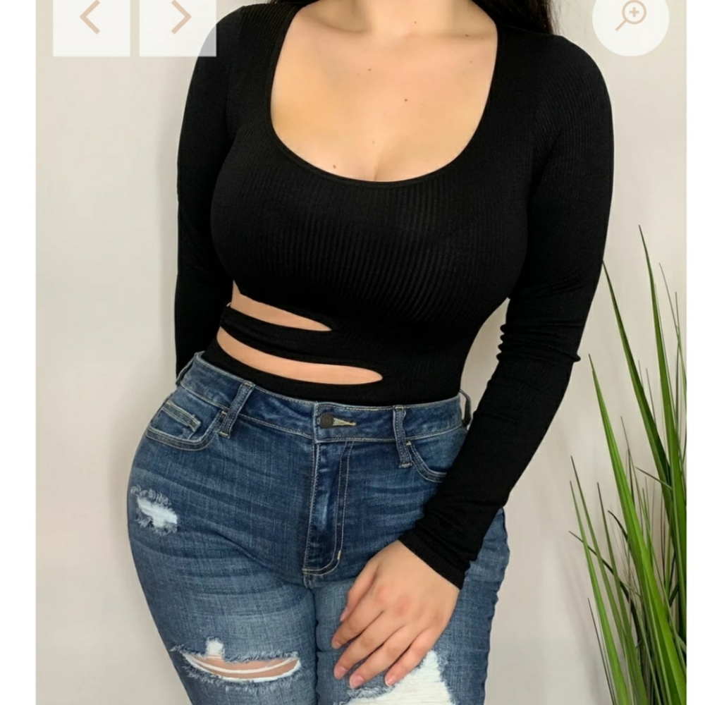 Black open sided top